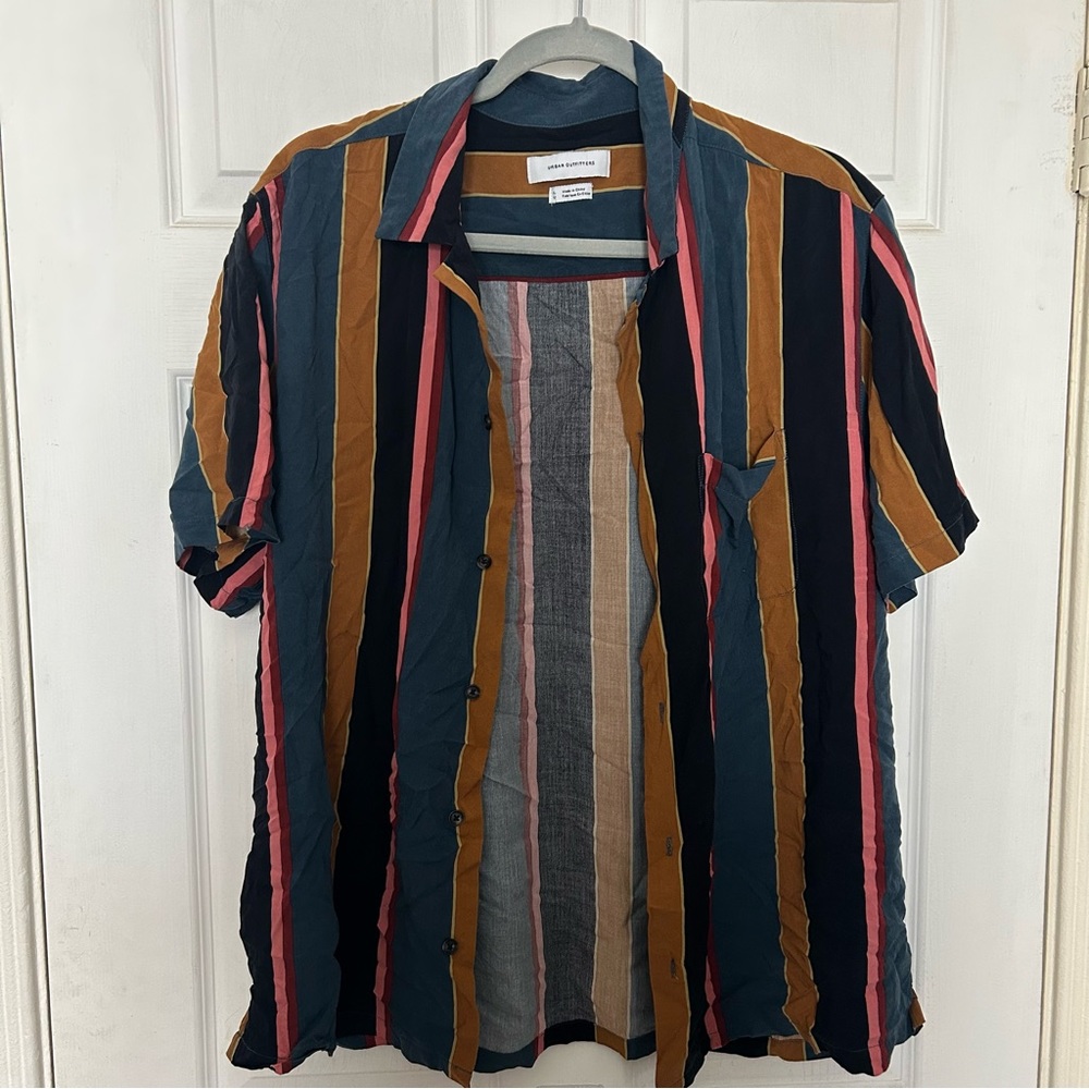 Striped camp collar shirt